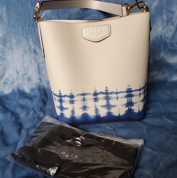 Handbag - Picture 2 of 2